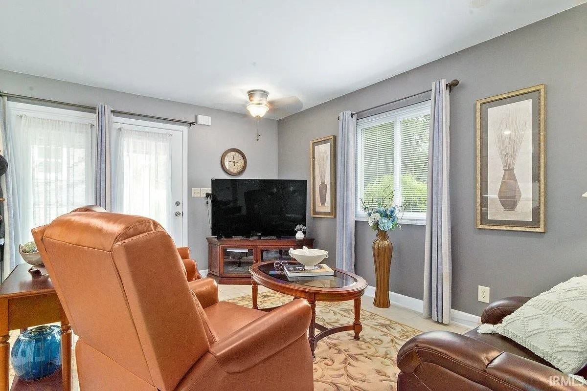 506 Adams St #C - Photo 6 of 12