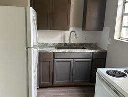 featured image of 112 W 17th St