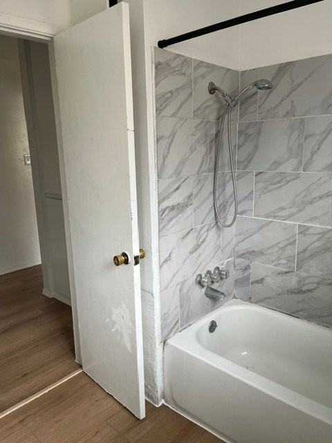 1013 Palomas Dr Se #C - Photo 3 of 10