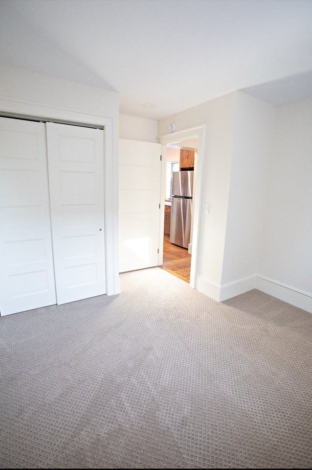 101 S Plum St #1 - Photo 5 of 10