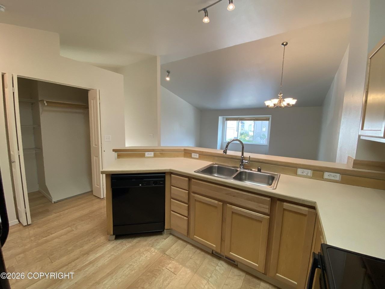 8953 Eagle Place Loop - Photo 5 of 22