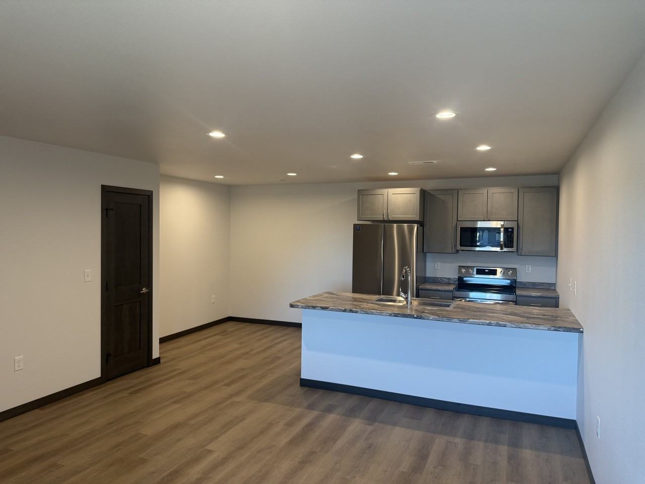 36th Ave W #4B - Photo 2 of 9