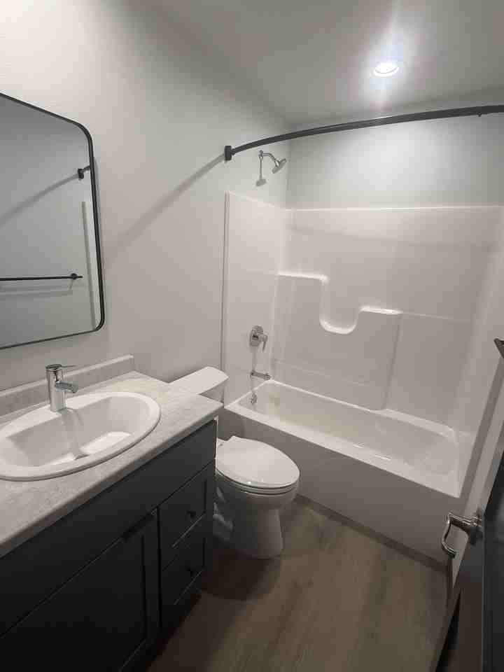 36th Ave W #2B - Photo 5 of 8