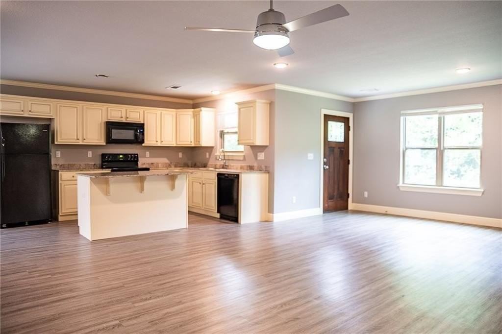 4133 W Sardinia Way - Photo 5 of 15