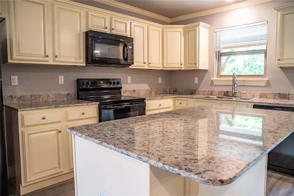 4133 W Sardinia Way - Photo 6 of 15