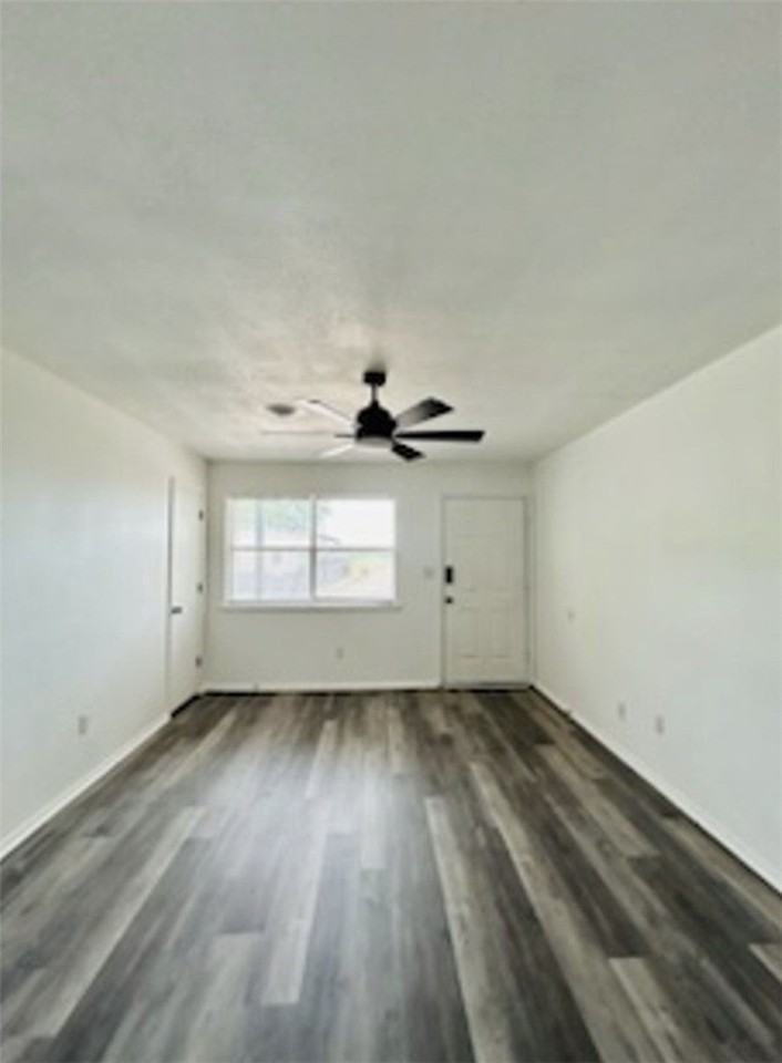 1855 W Deane St #K - Photo 4 of 5