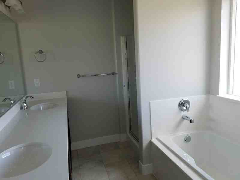 14877 S Rutledge Rd - Photo 2 of 11