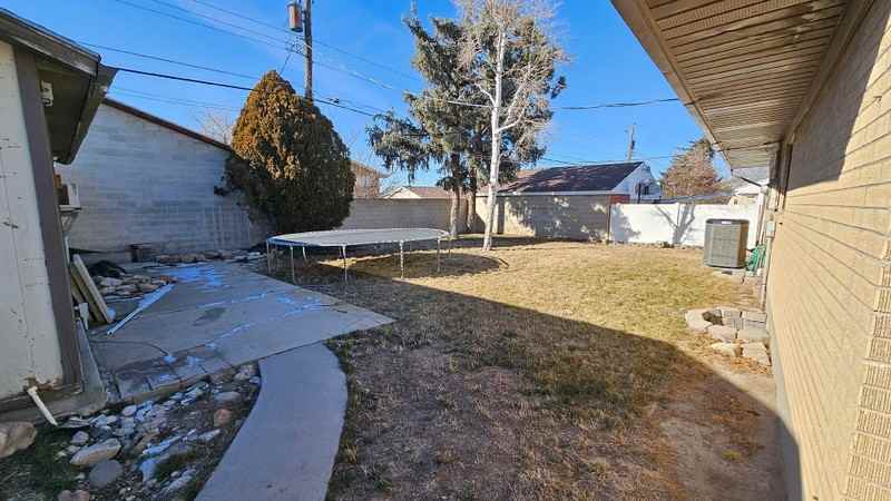 3600 Sw - Photo 2 of 9