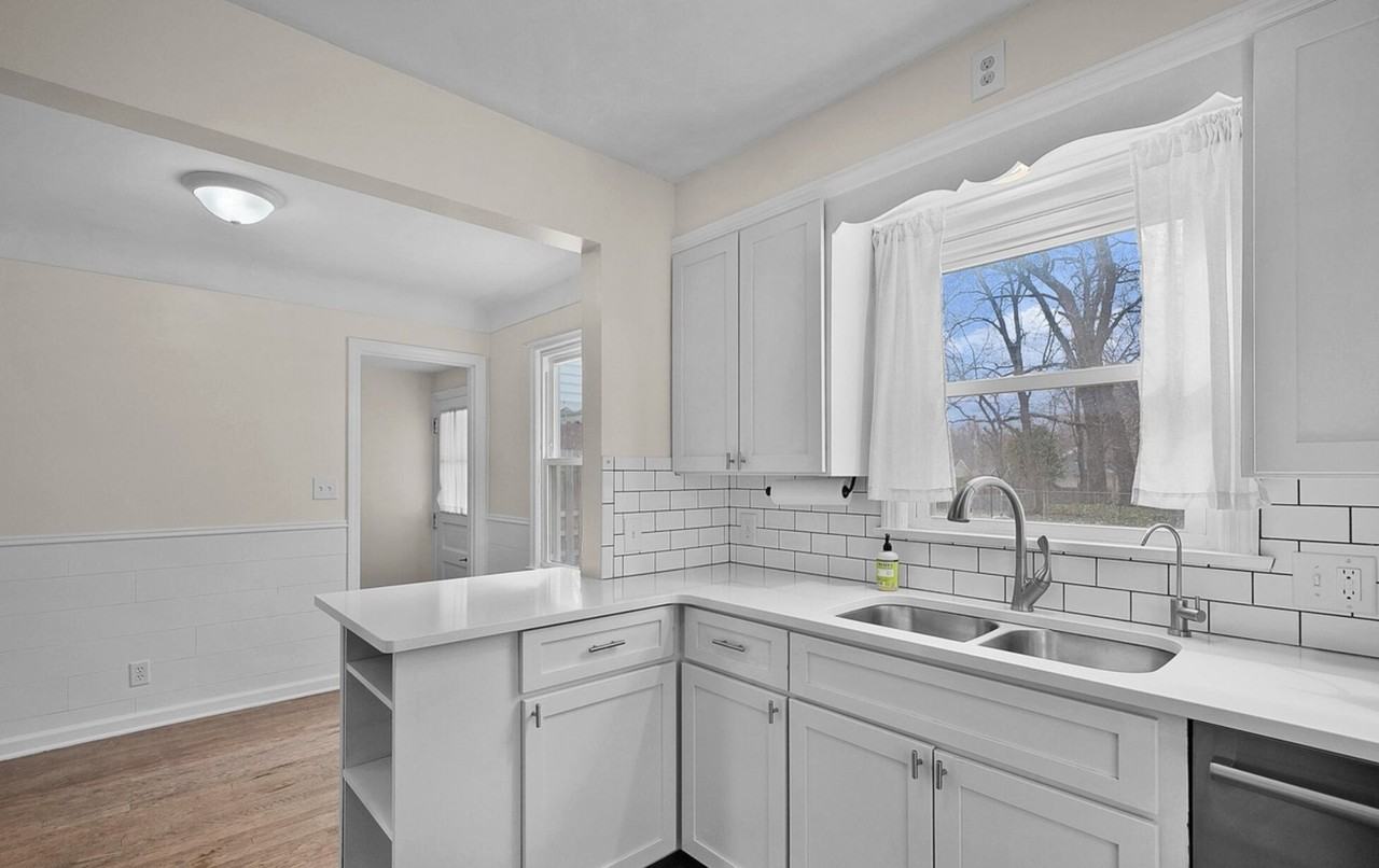 1130 Ottillia St Se - Photo 4 of 20