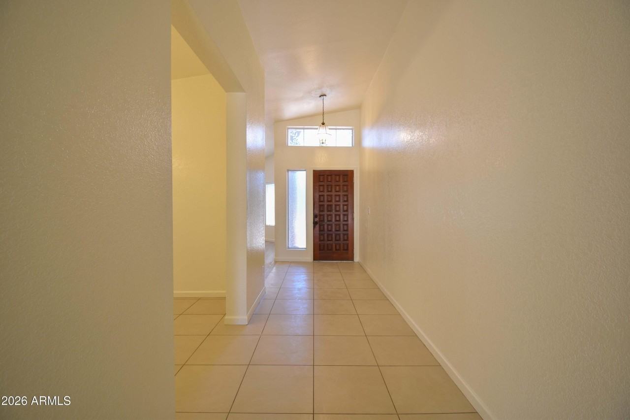 5570 W Becker Ln - Photo 5 of 38