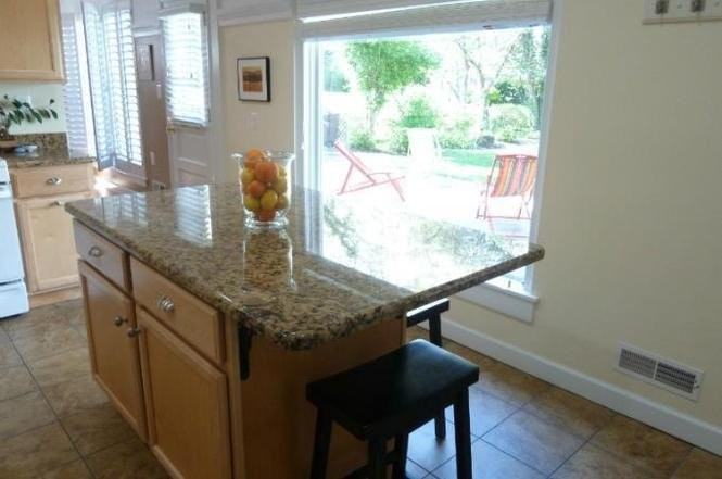 12908 Bluhill Rd - Photo 5 of 14