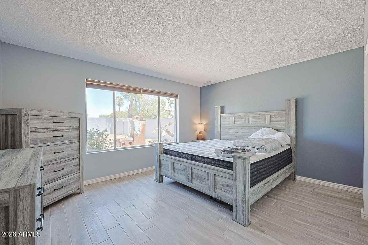 4026 W Willow Ave - Photo 4 of 22