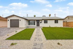 8440 E Palm Ln - Photo 1 of 1