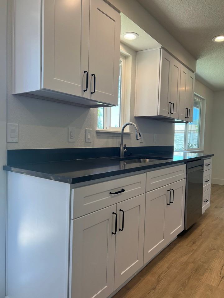 1577 Ne 237th Ave - Photo 5 of 13
