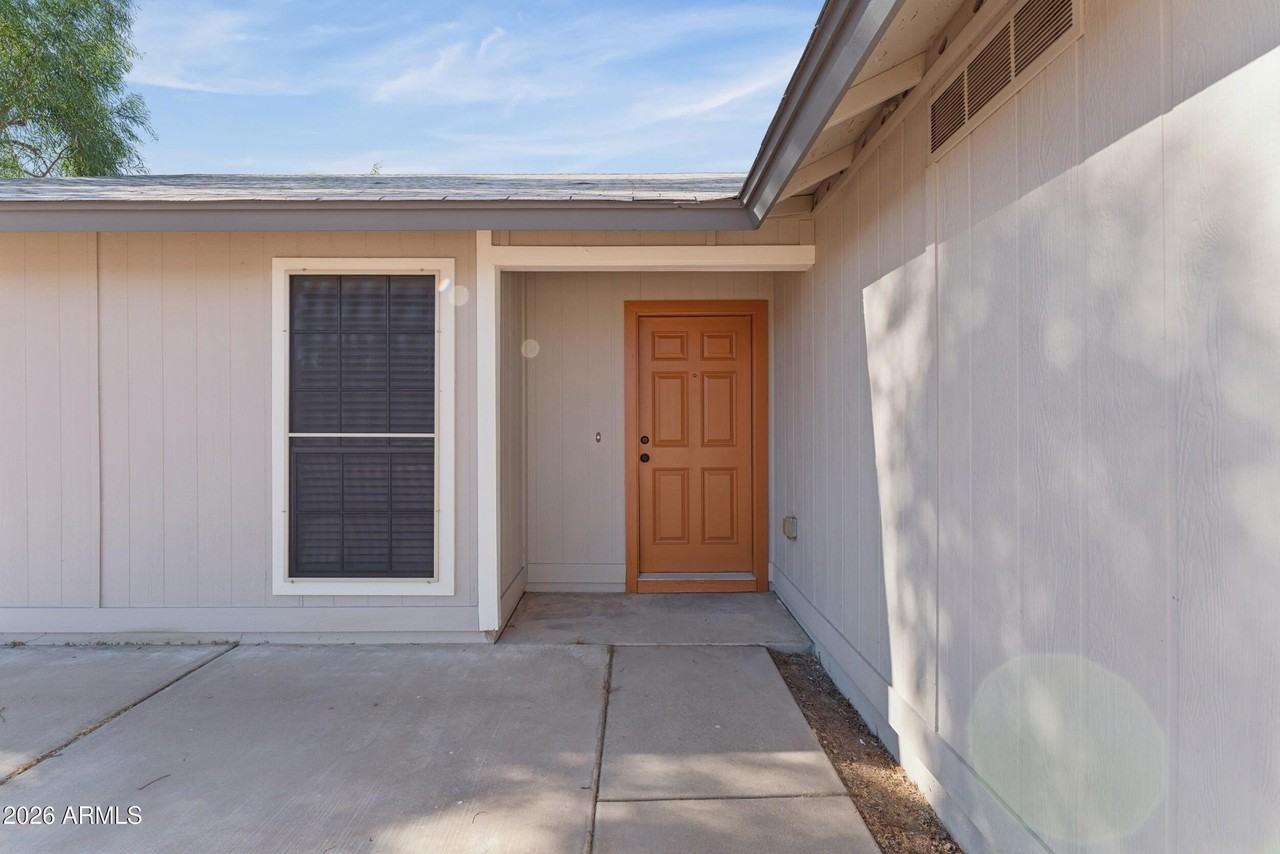 7214 W Sierra Vista Dr - Photo 2 of 28