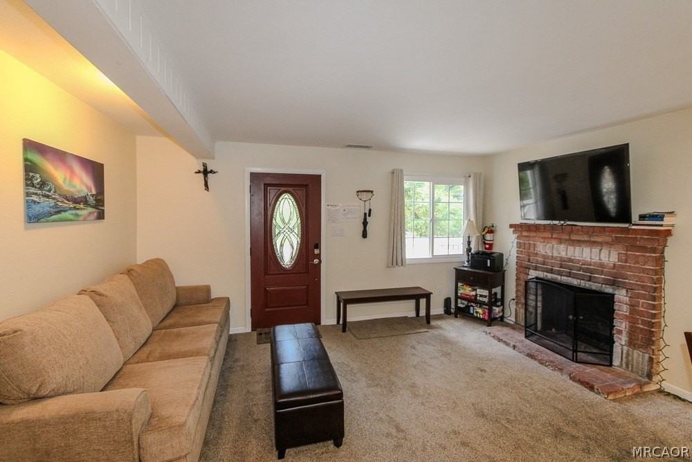 43428 Bow Canyon Rd - Photo 5 of 42