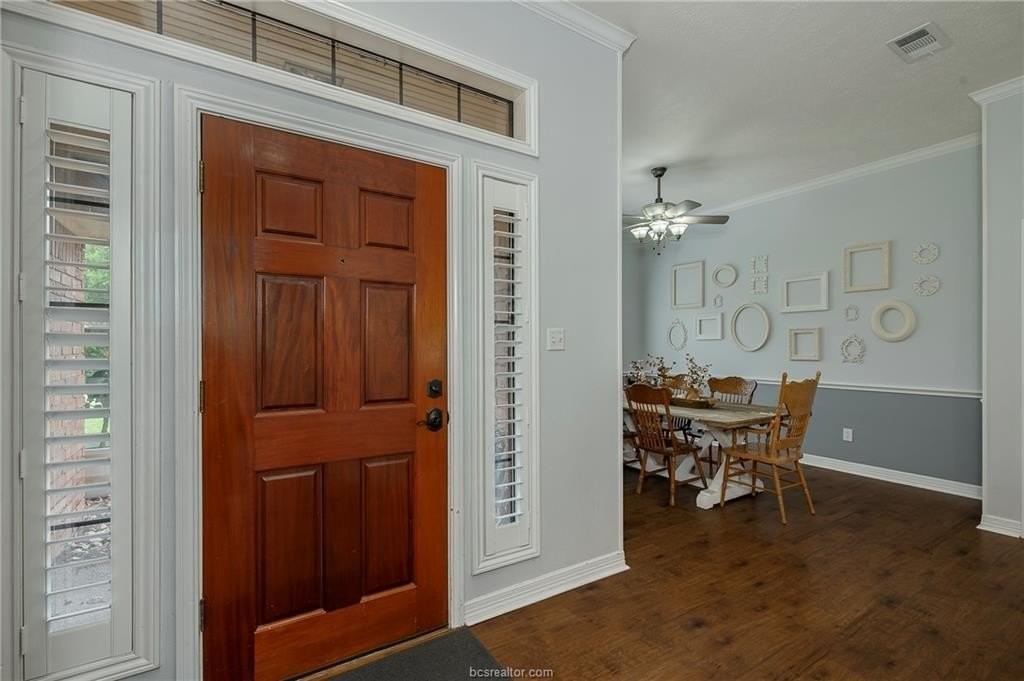 2905 Aztec Ct - Photo 5 of 37
