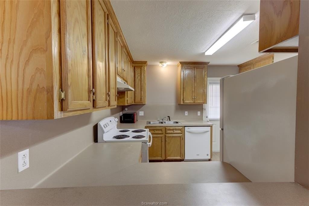 902 Kalanchoe Ct #AB - Photo 5 of 20