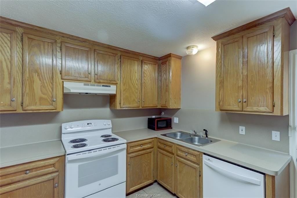 902 Kalanchoe Ct #AB - Photo 7 of 20
