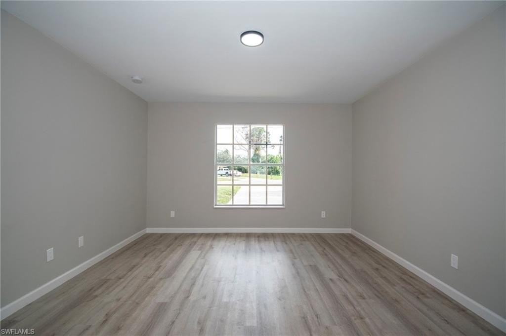 3016 Wallace Ave #3016 - Photo 4 of 20