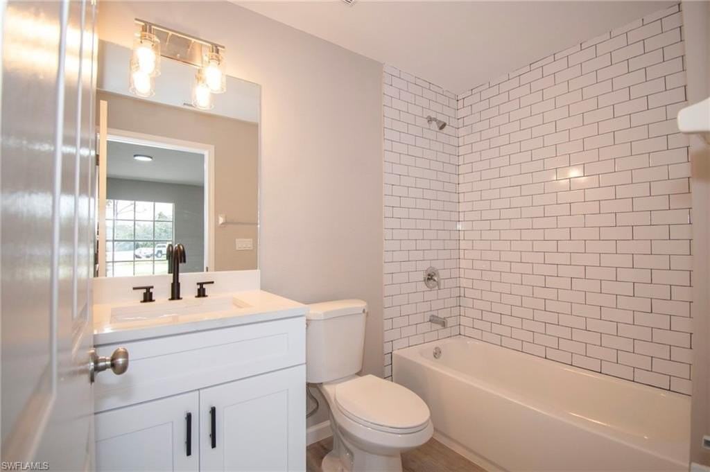 3016 Wallace Ave #3016 - Photo 5 of 20