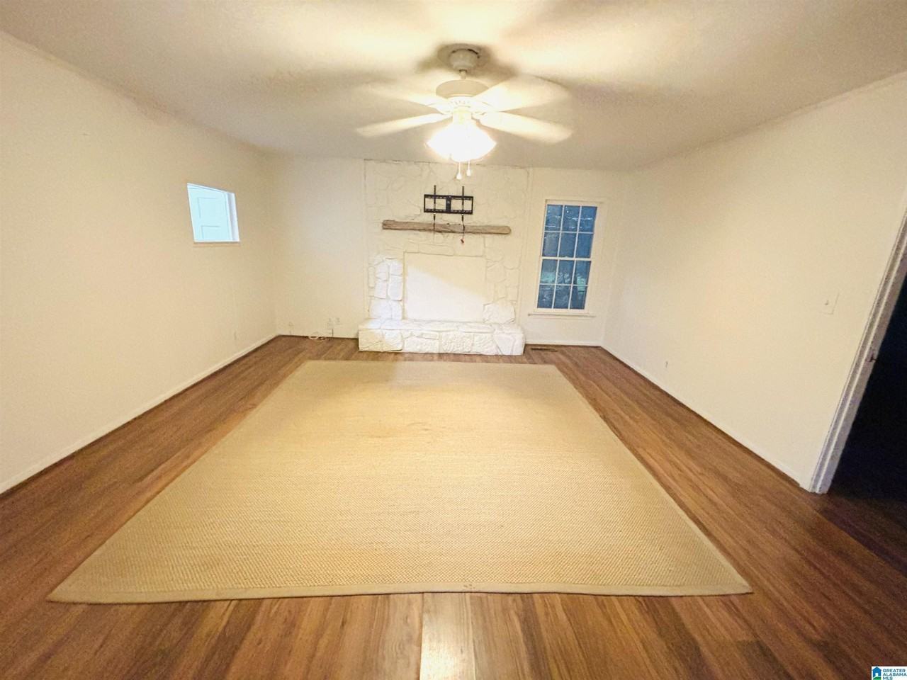 29 Arlington Dr - Photo 5 of 11