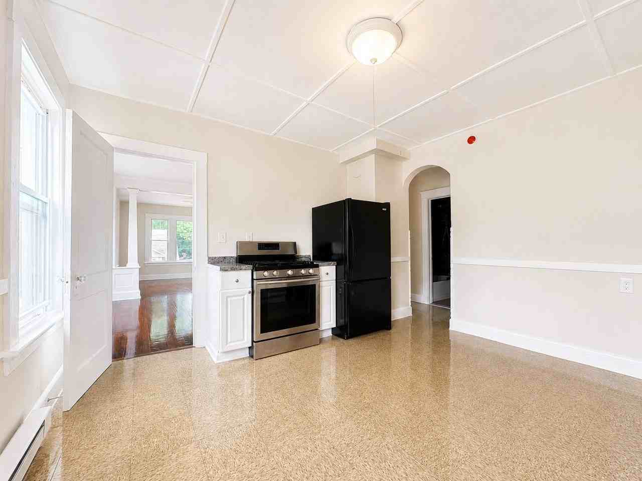 26 Albion St #2ndFL - Photo 7 of 20