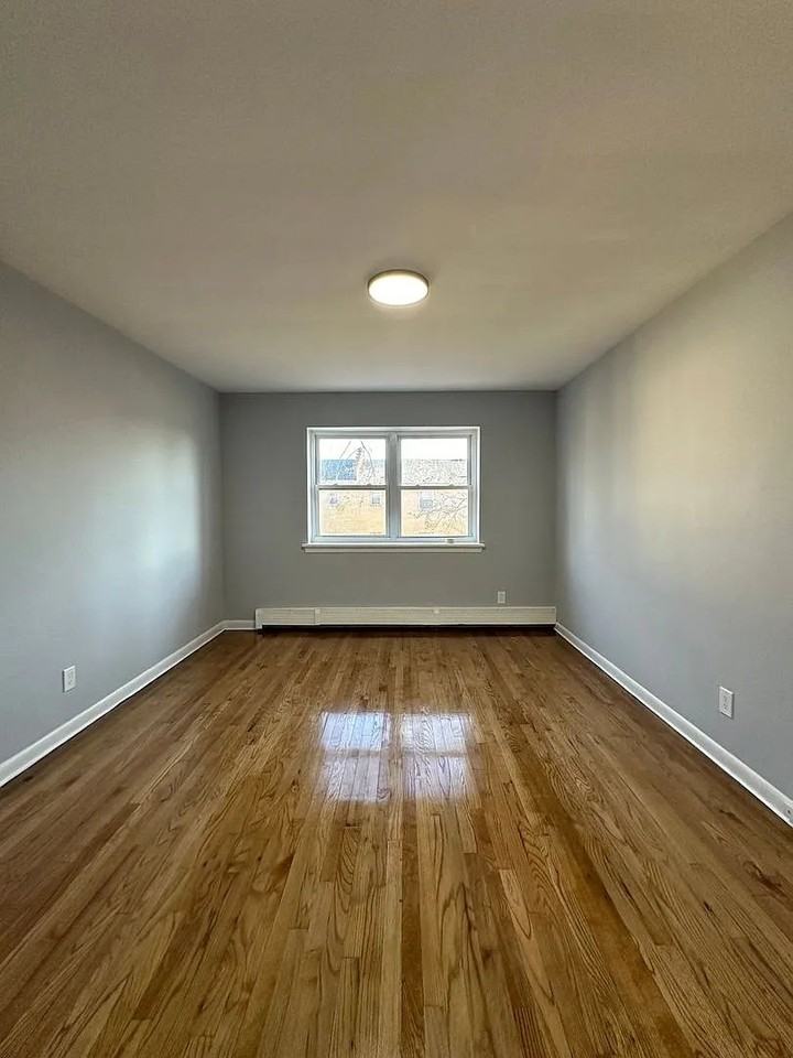 405 Grove St #2BI3B - Photo 3 of 7