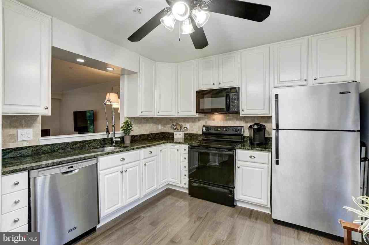 11323 Morning Gate Dr - Photo 3 of 20