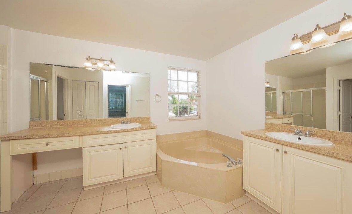 17585 W Lilac St - Photo 6 of 13