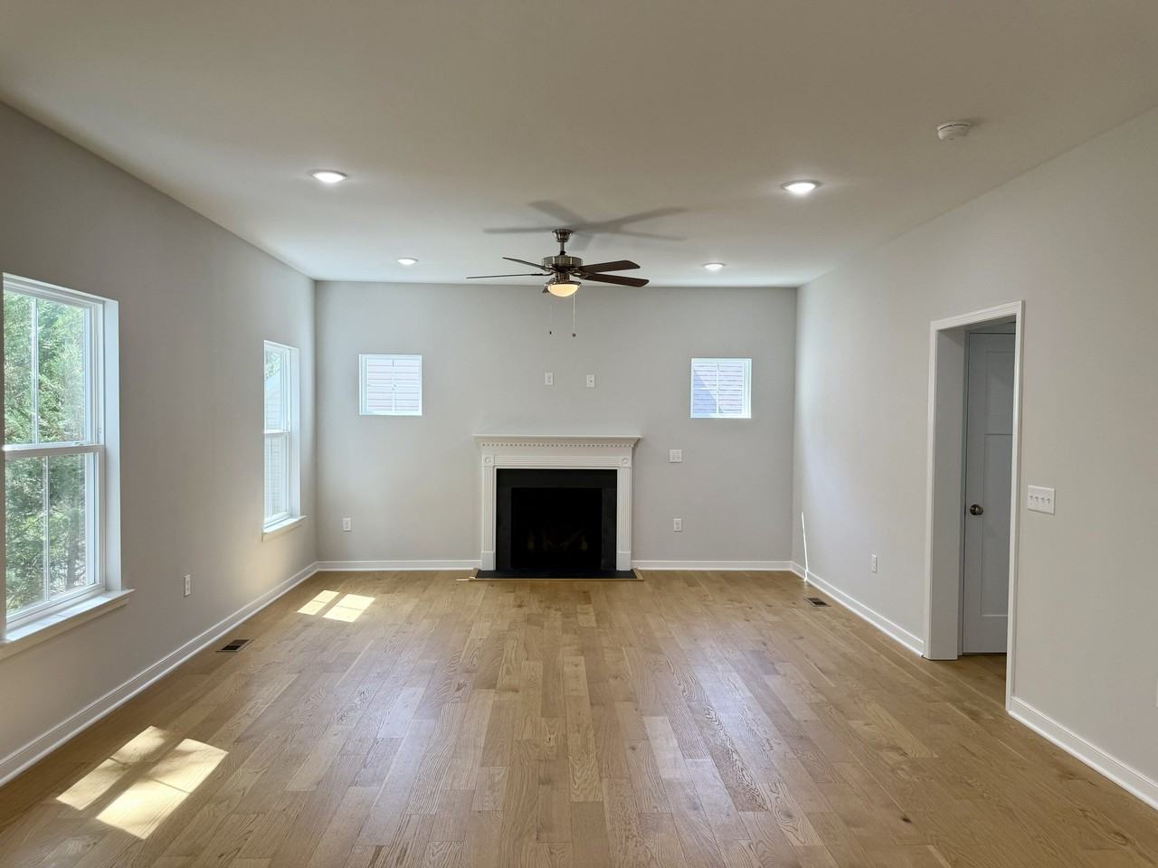 401 Birdie Rd - Photo 2 of 20