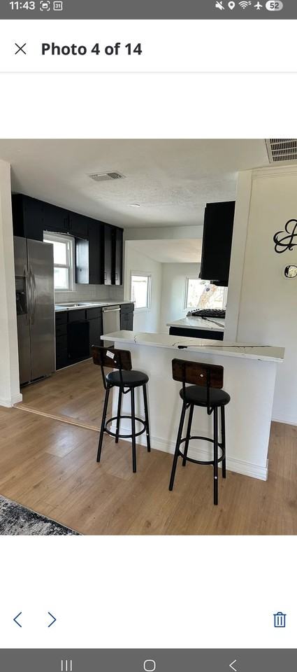 3303 Hollywood Ave - Photo 2 of 11