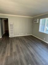 6932 Woodley Ave #6 - Photo 1 of 1