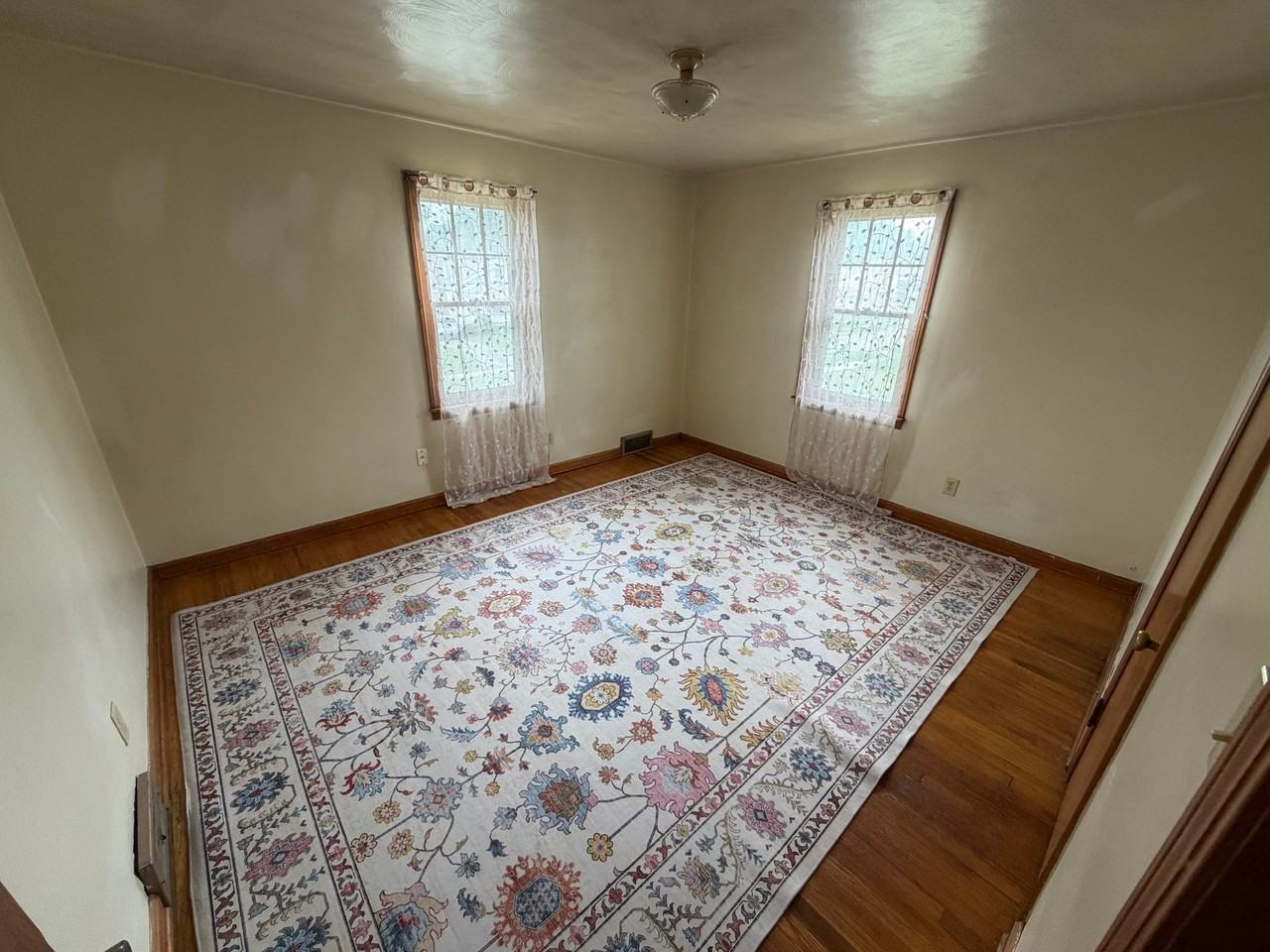159 E Judson Ave - Photo 6 of 9