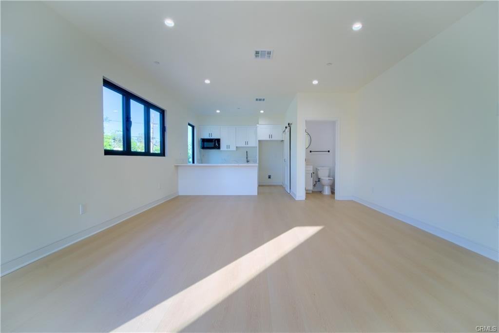 2676 Newell St #2676 - Photo 4 of 21