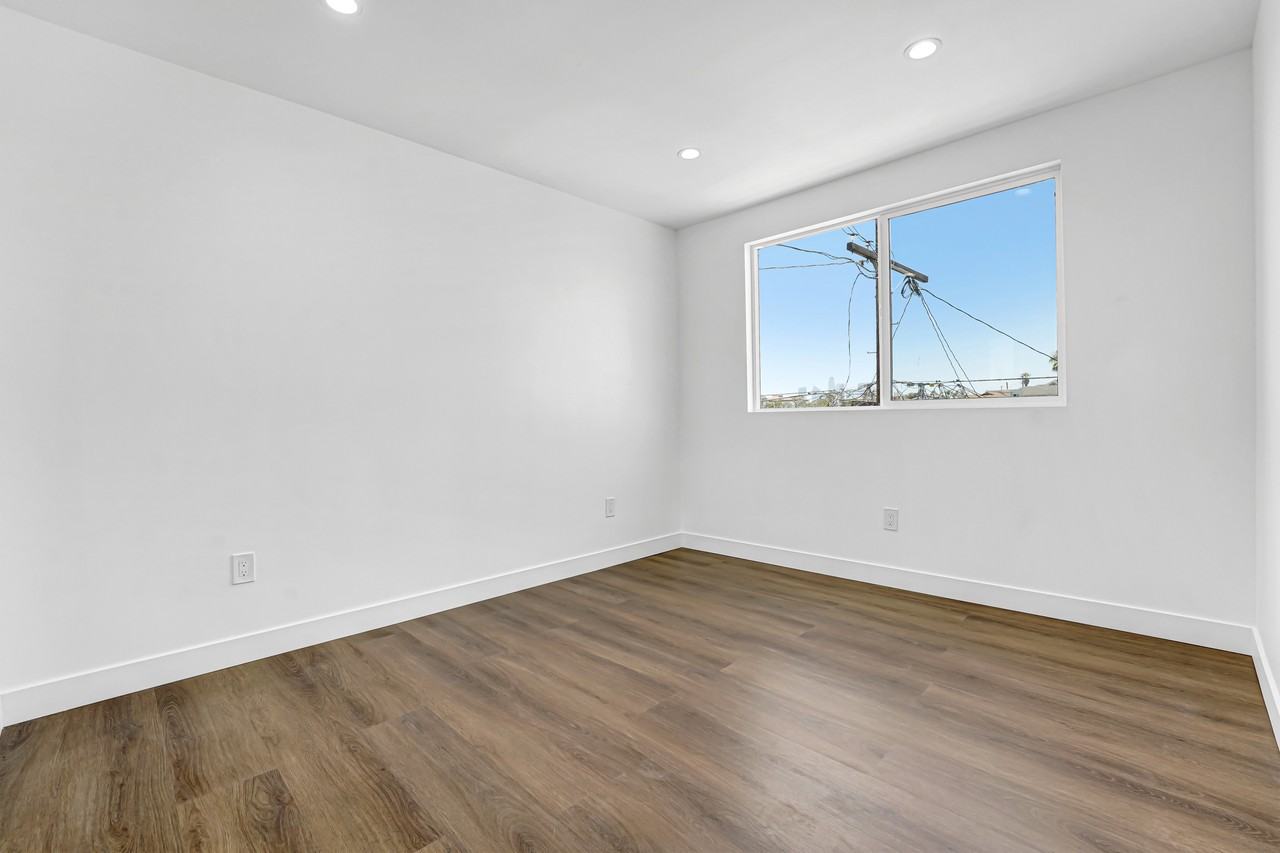 356 N Chicago St #356 - Photo 6 of 26