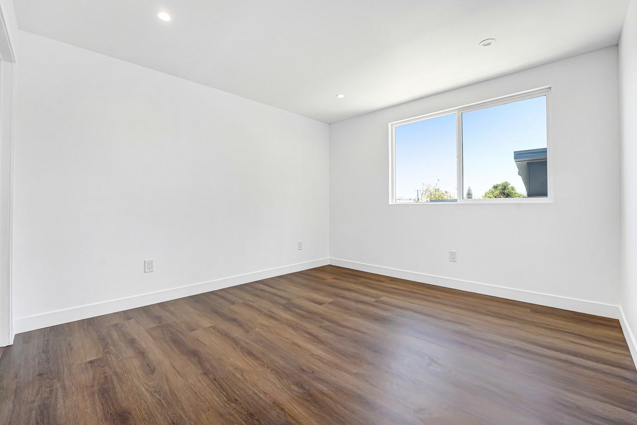 358 N Chicago St #358 - Photo 5 of 28