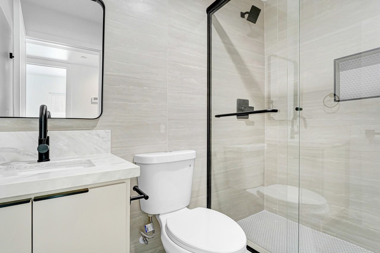 358 1/2 N Chicago St #358-1-2 - Photo 2 of 29
