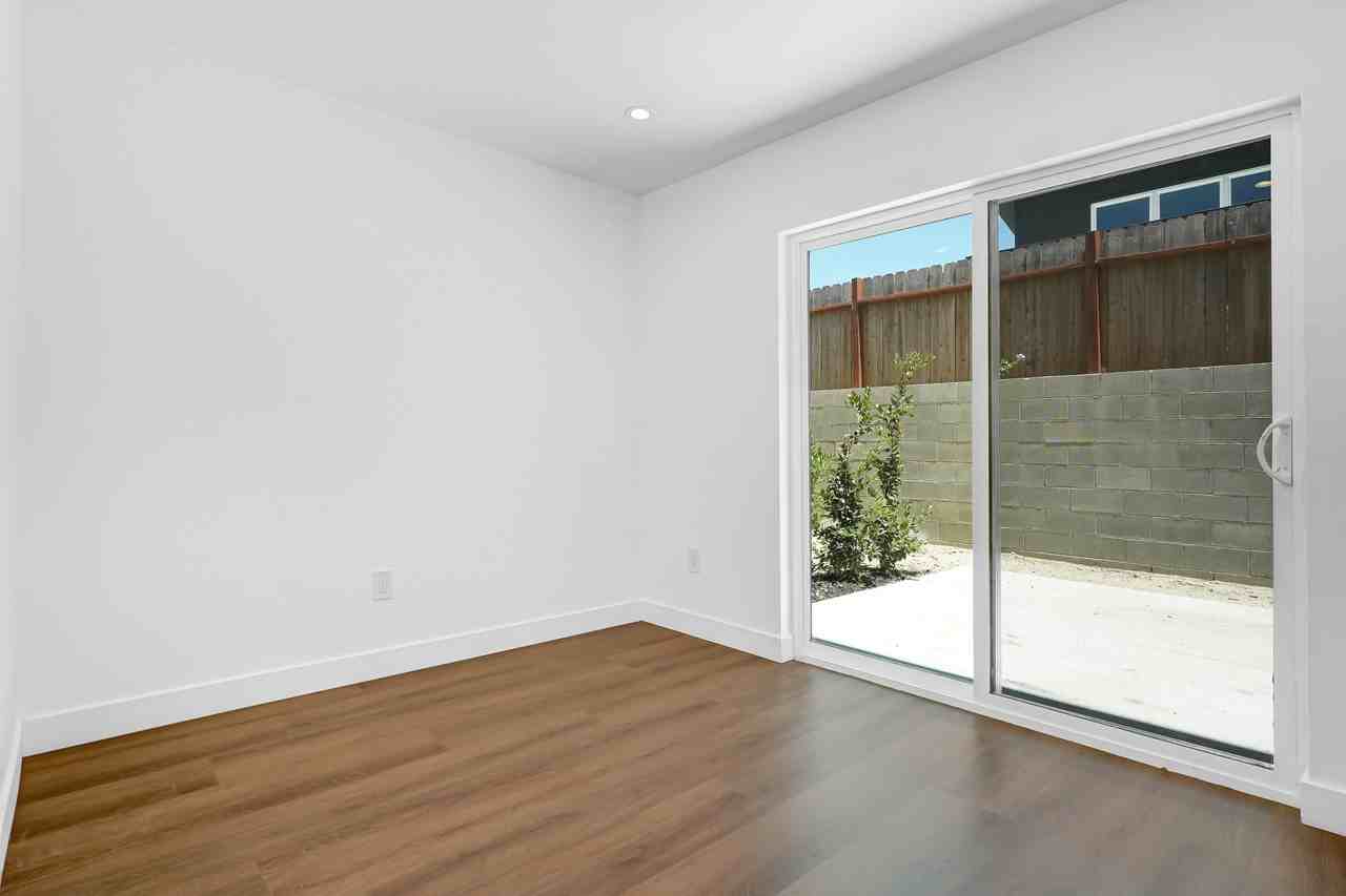 358 1/2 N Chicago St #358-1-2 - Photo 6 of 29