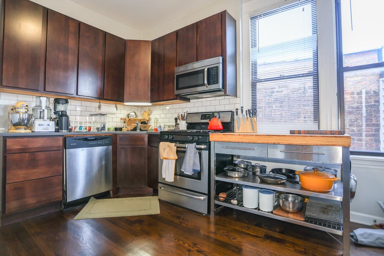 2341 W Charleston St #3 - Photo 3 of 13