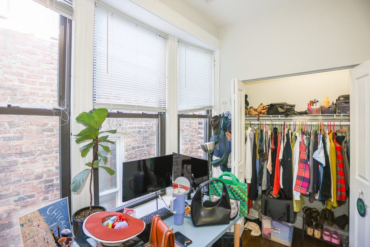 2341 W Charleston St #3 - Photo 6 of 13