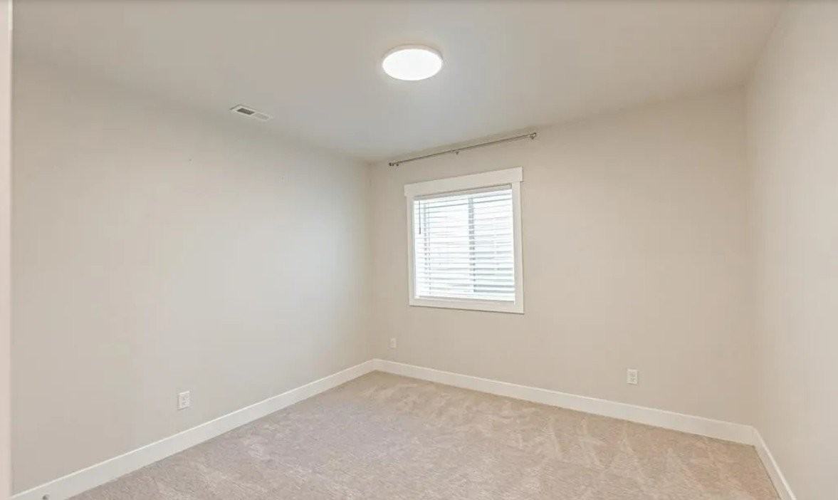 5622 Glass Mountain Blvd - Photo 5 of 20