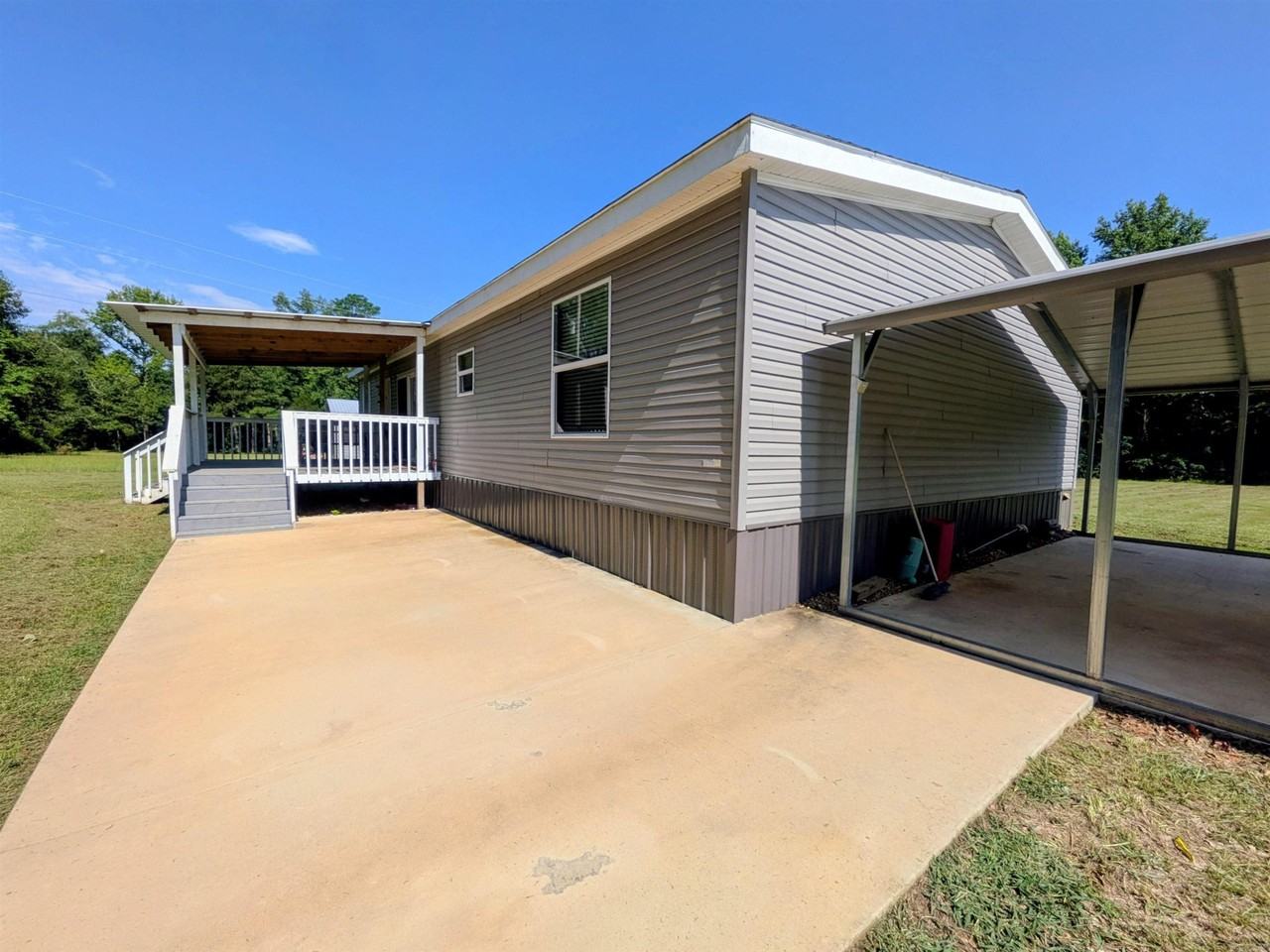 12123 Highway 278 W - Photo 2 of 20