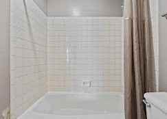 261 Bear River Dr #11 - Photo 4 of 6