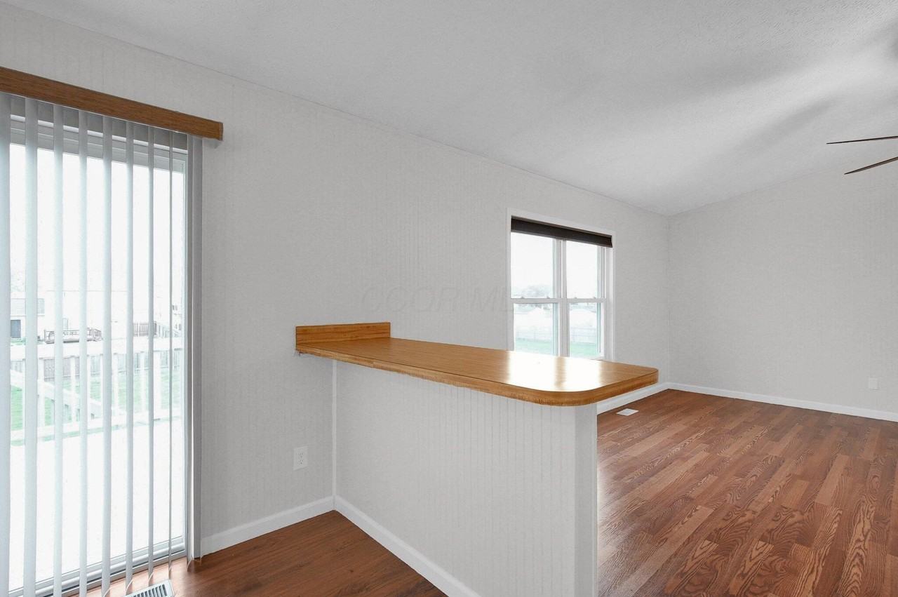 1174 Obetz Rd - Photo 4 of 17