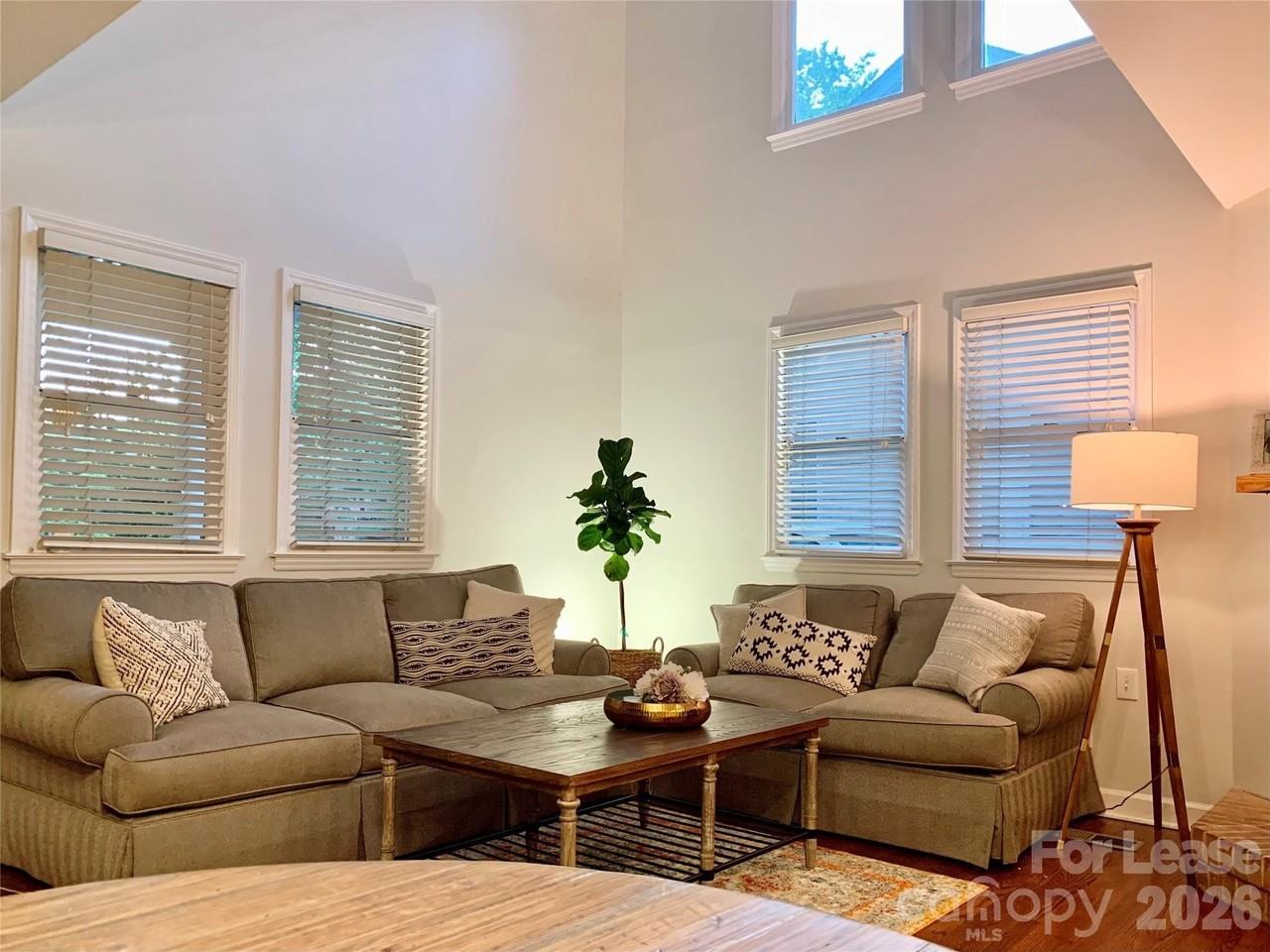 815 Lexington Ave #A - Photo 3 of 21