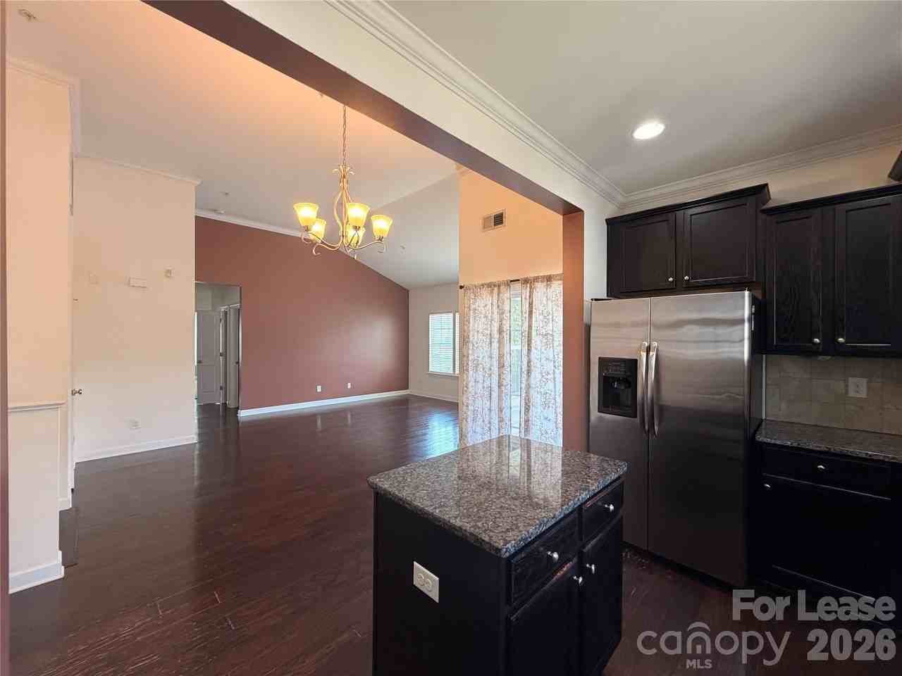 14635 Juventus St - Photo 6 of 13