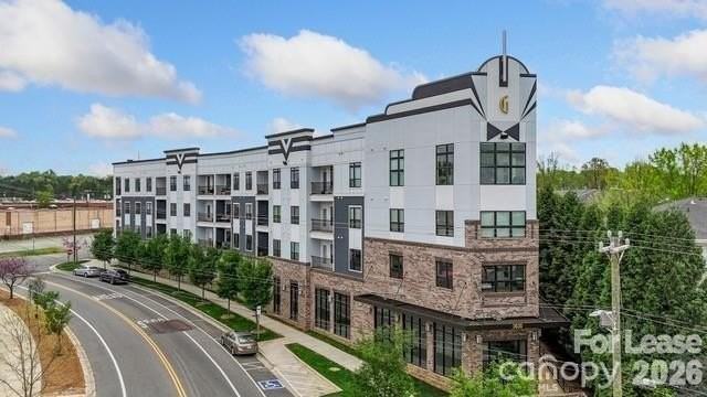 3630 N Davidson St #3308