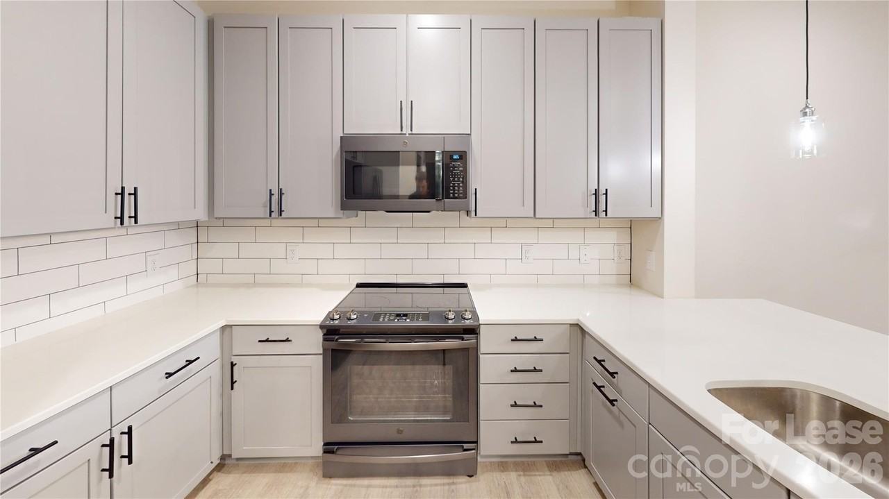 3630 N Davidson St #3308 - Photo 3 of 11