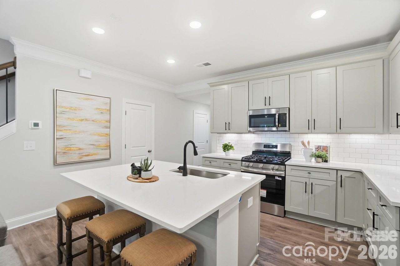 4321 Black Ct - Photo 7 of 35